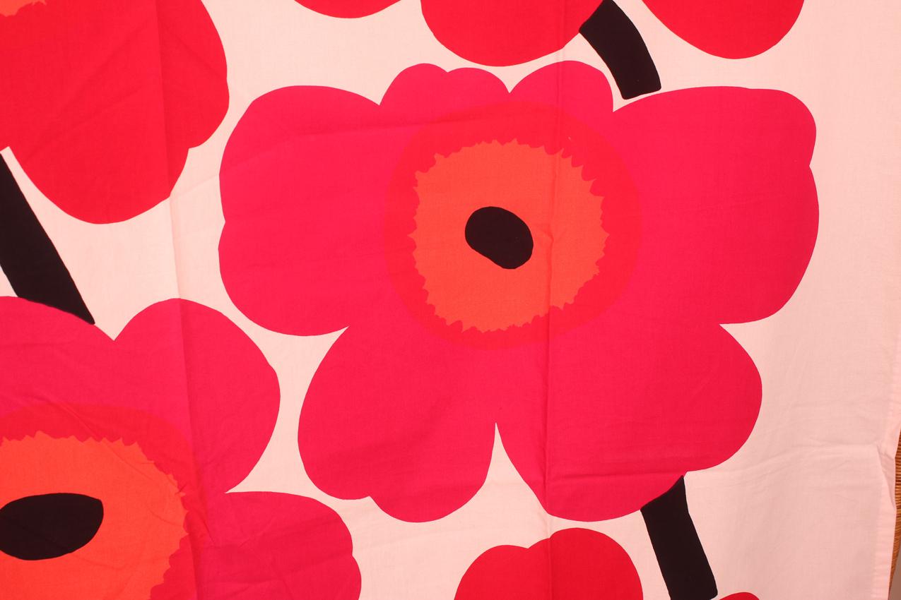 Marimekko verho kangas punainen “Unikko” - Image 3