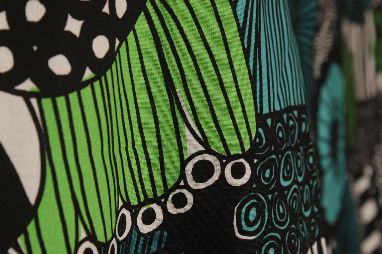 Marimekko “Pieni Siirtolapuutarha” kangas - Image 4