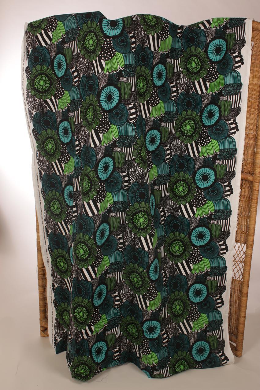 Marimekko kangas “Pieni siirtolapuutarha”