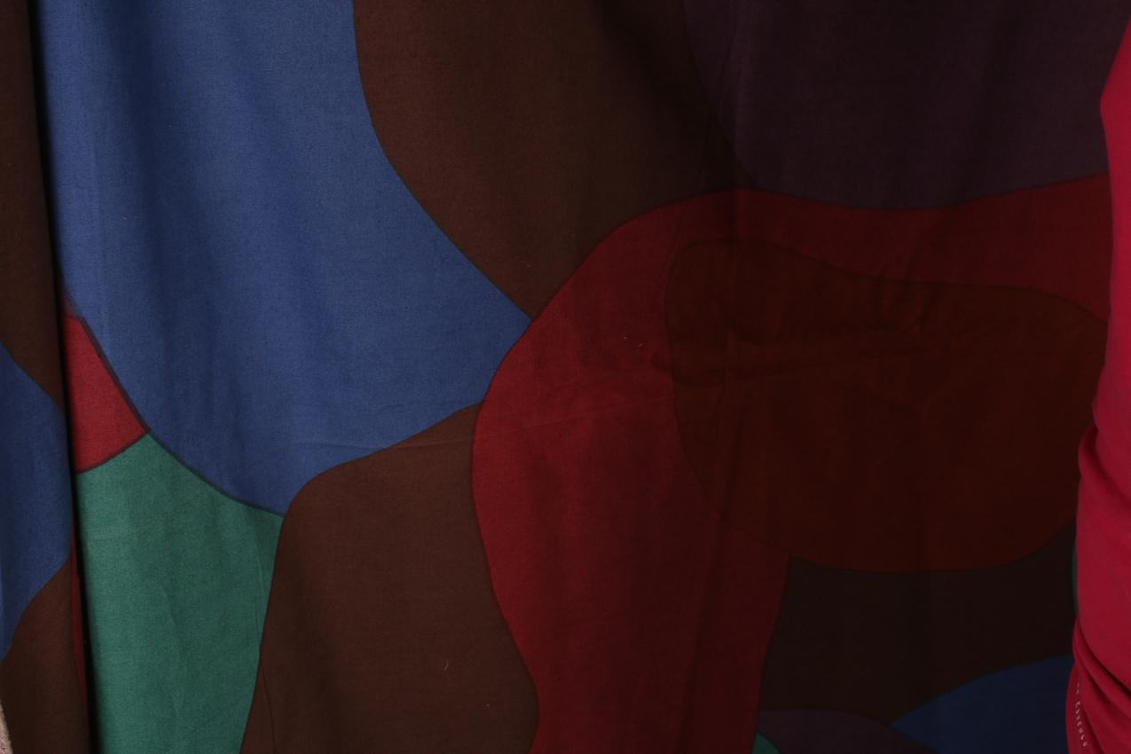 Vintage Marimekko Fujiwo Ishimoto “Kamelia” kangas 1992 - Image 5