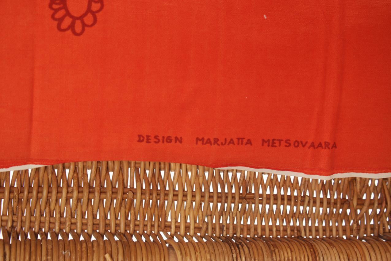 Vintage Marjatta Metsovaara oranssin sävyinen kangas/pöytäliina - Image 4