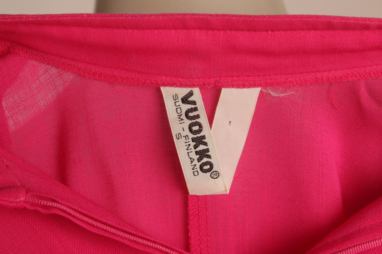 Vintage fuchsia color wool muslin dress with stand up collar by Vuokko. - Image 10
