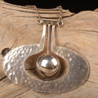 Vintage 70´s Tapio Wirkkala Kultakeskus “Päärynä” Pear sterling silver pendant necklace